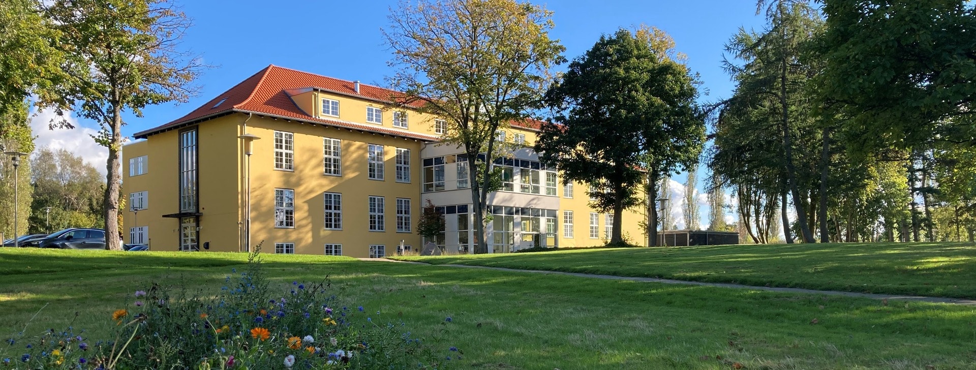 Foto af bygningen som huser Center for Neurorehabilitering