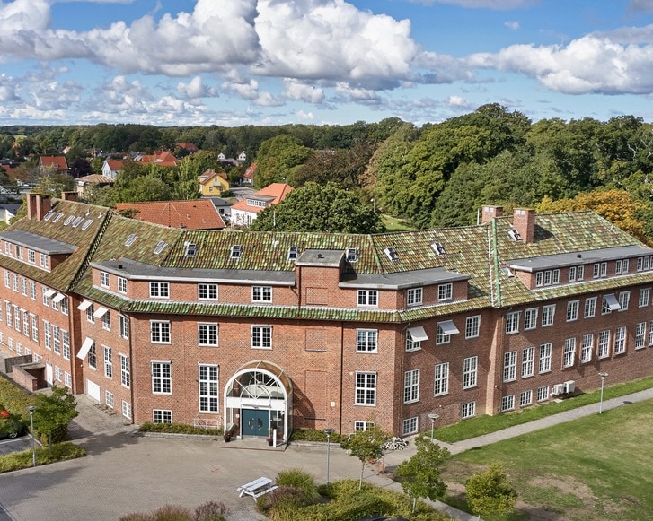 Foto af Filadelfias administrationsbygning i Dianalund
