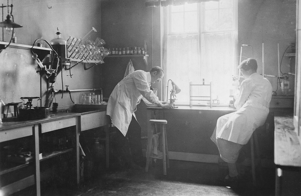 Foto af Laboratoriet på Filadelfia fra gamle dage.