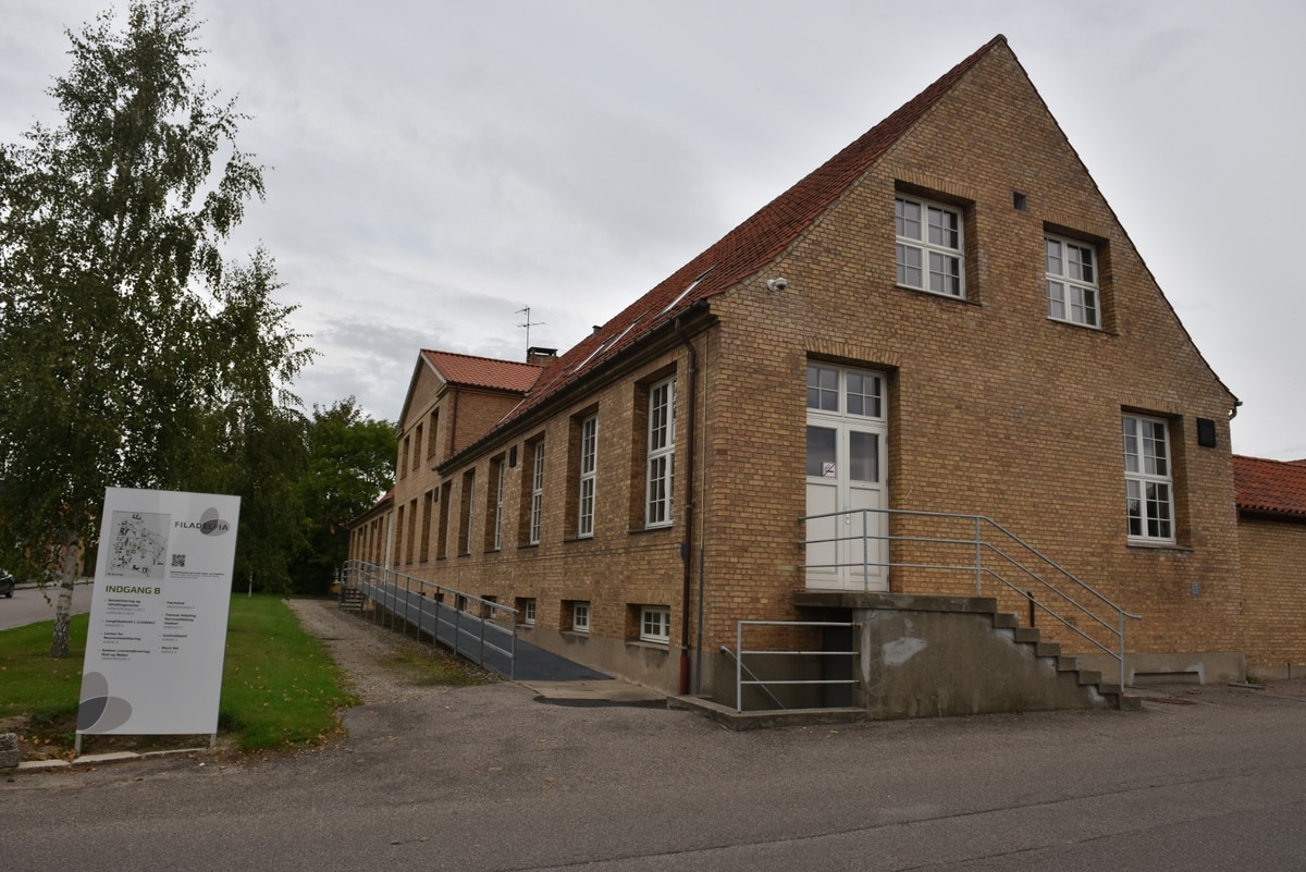 Foto af en af bygningerne for Særligt Tilrettelagt Ungdomsuddannelse