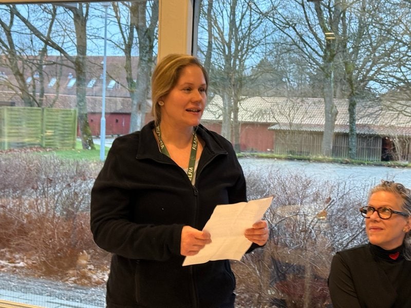 Oversygeplejerske Sarah Tettenborn holder tale ved jubilæum for Signe Madsen, 2025